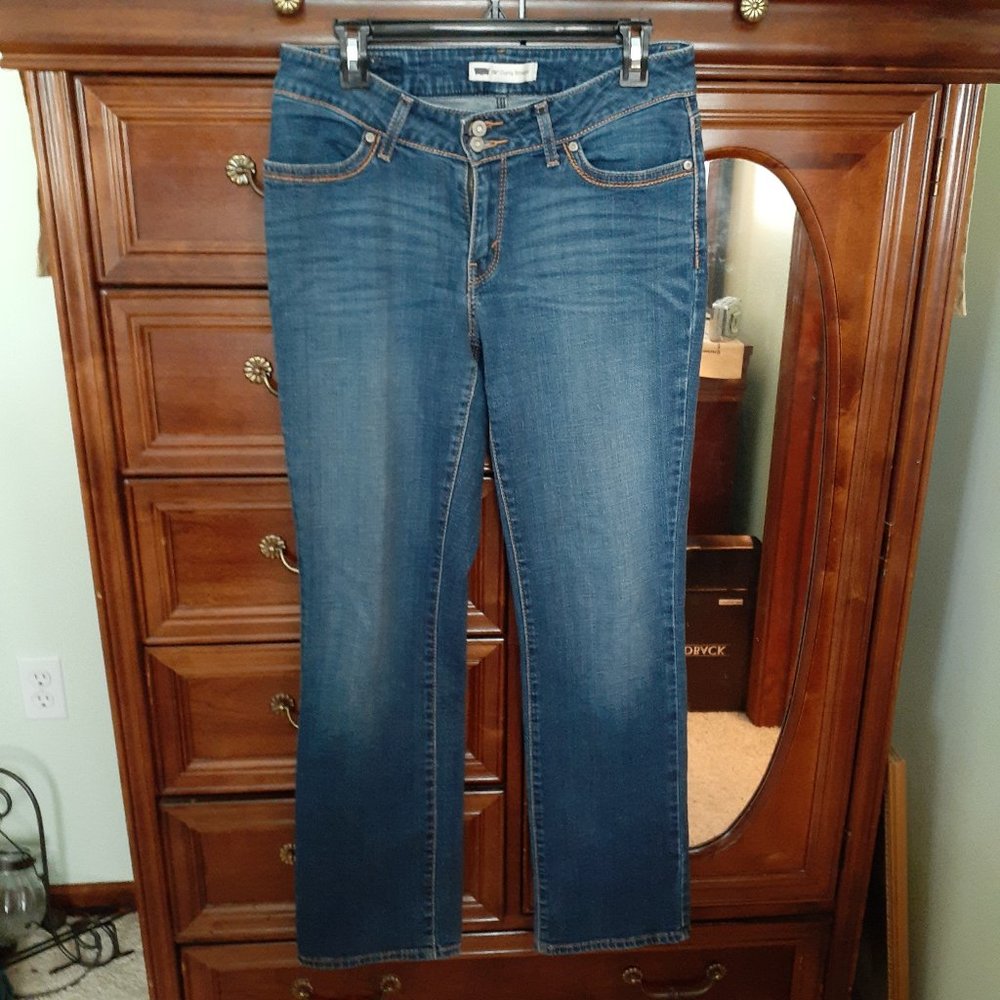Levi's 529 Curvy Fit Straight Women's Medium Wash Denim Jeans-Size 10 M W30 L32